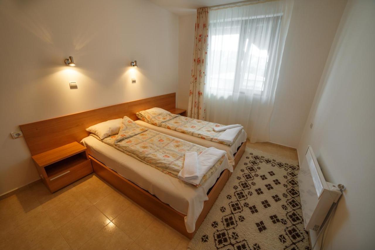 פמפורובו Monastery 2 Aparthotel מראה חיצוני תמונה